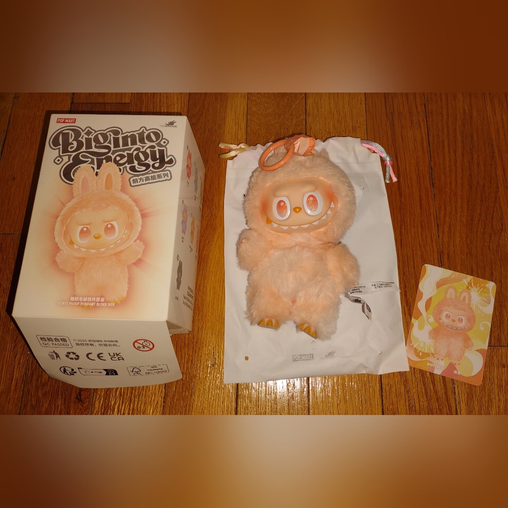POP MART: THE MONSTERS Big into Energy Vinyl Face LABUBU Happiness Orange